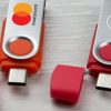 Schutzkappe und USB-C-Anschluss
