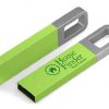 Grüner Werbe-USB-Stick mit Karabinerhaken-Funktion
