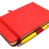 Mini-Notizbuch mit passender Stiftschlaufe und gelben Kugelschreiber